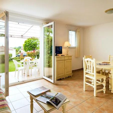 Feriehus Holiday Home Les Hauts Du Lac - Hom123